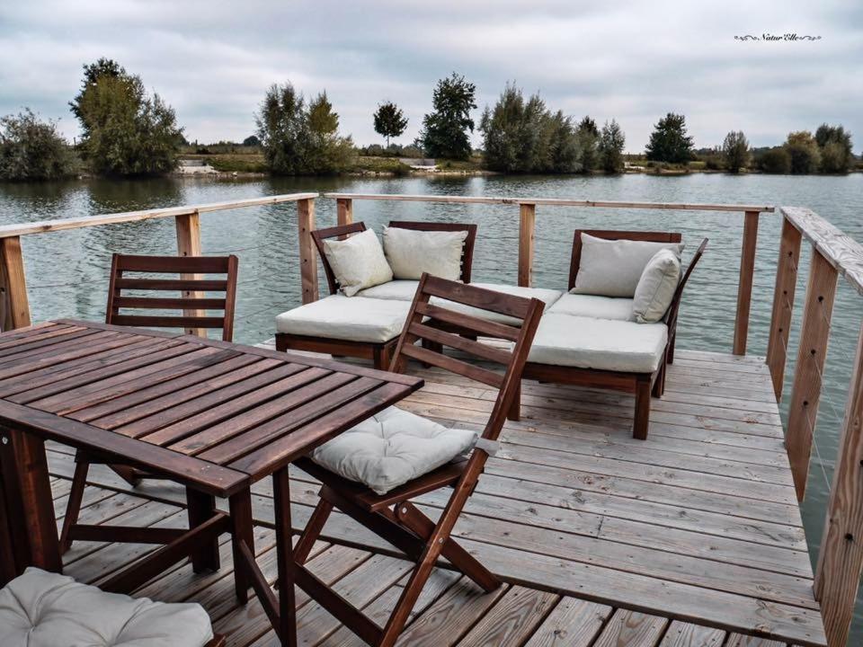 Cabane Flottante Millenium Varanges Ngoại thất bức ảnh